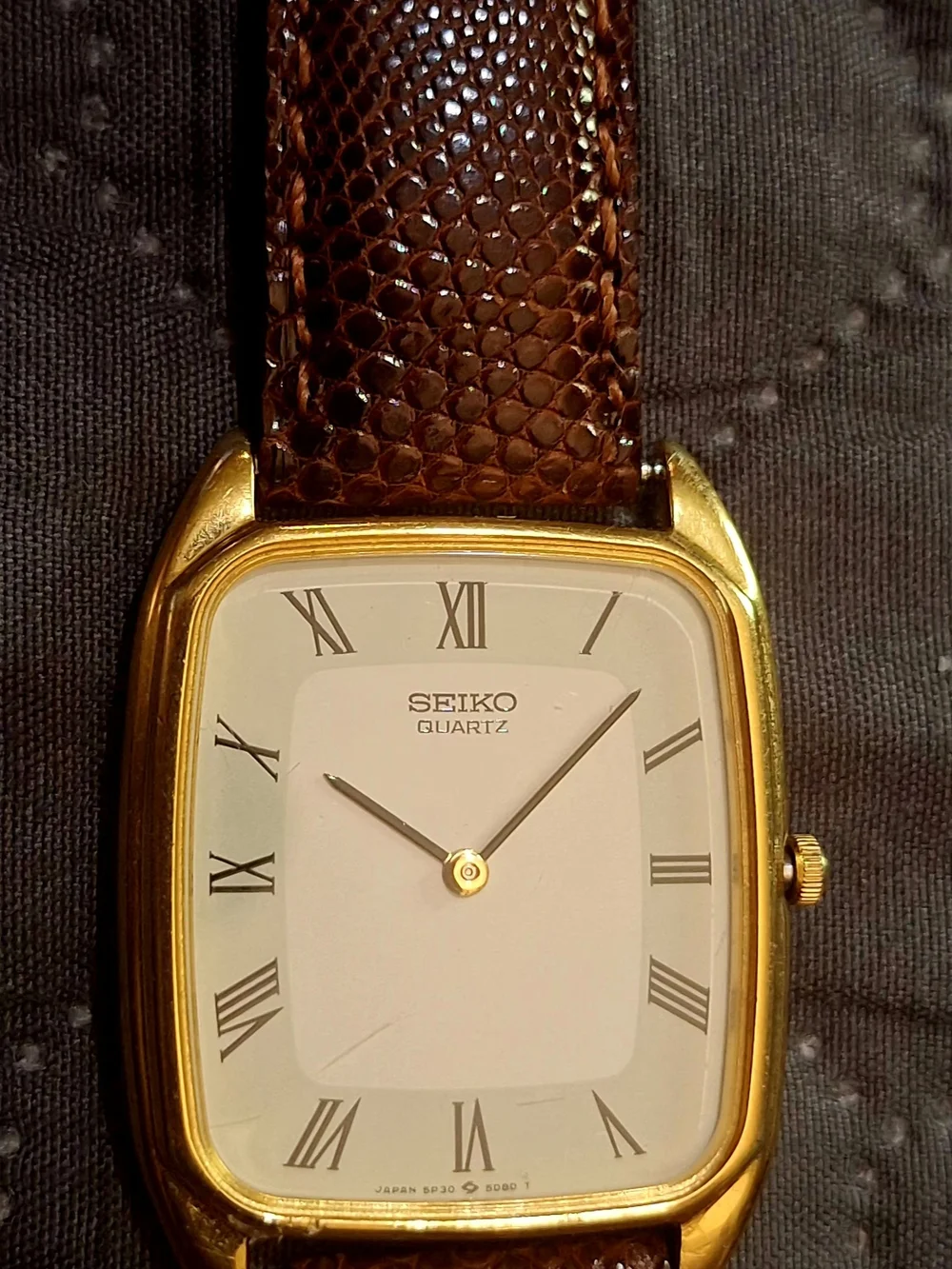 1986 Seiko 5P30 Quartz Watch-Roman Numeral Dial, New Battery, Lizard Grain Band